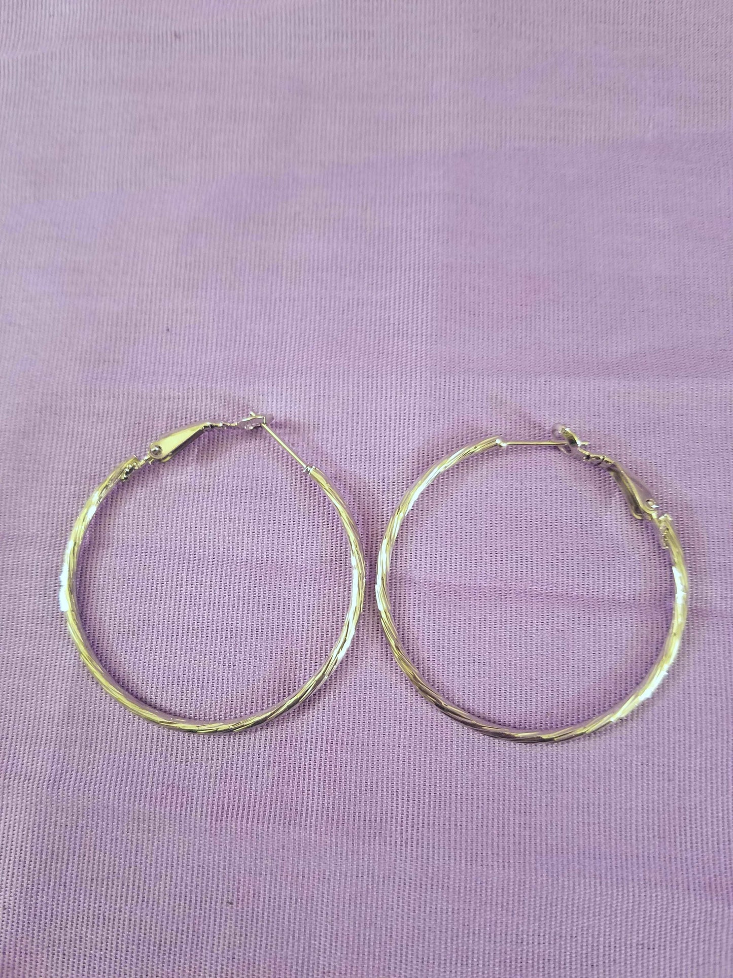 Nickel-Finished Hoop Earrings - 1 Pair