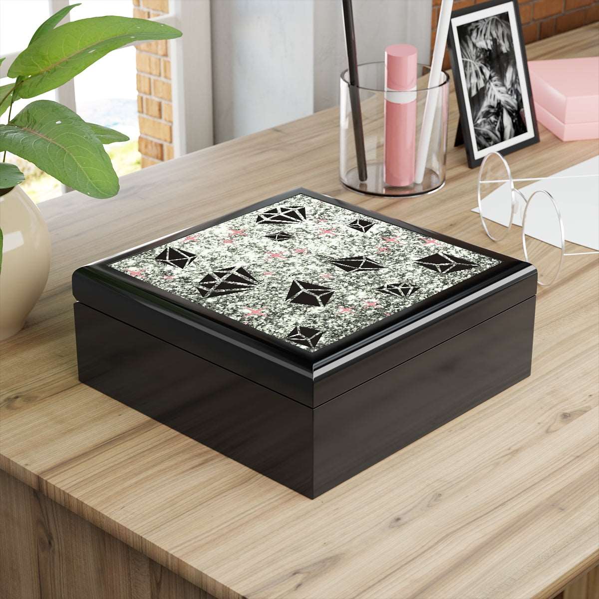Diamond Print Jewelry Box
